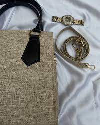 Textured Handbag With Black Top Handles Bag